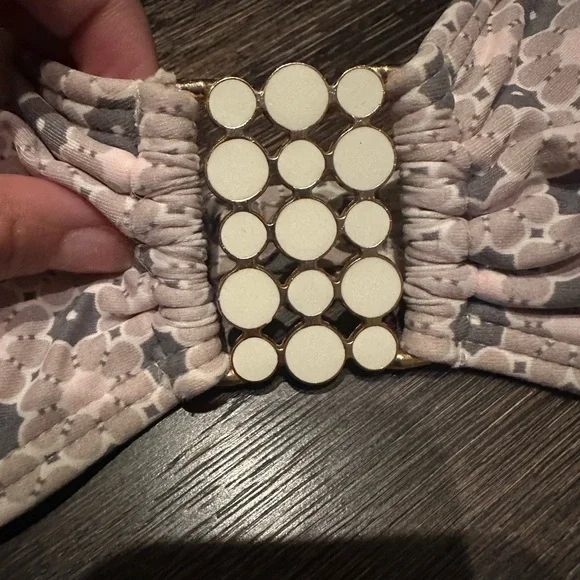 Stunning Floral Pink Bandeau Bikini Set🌸 - Picture 5 of 15